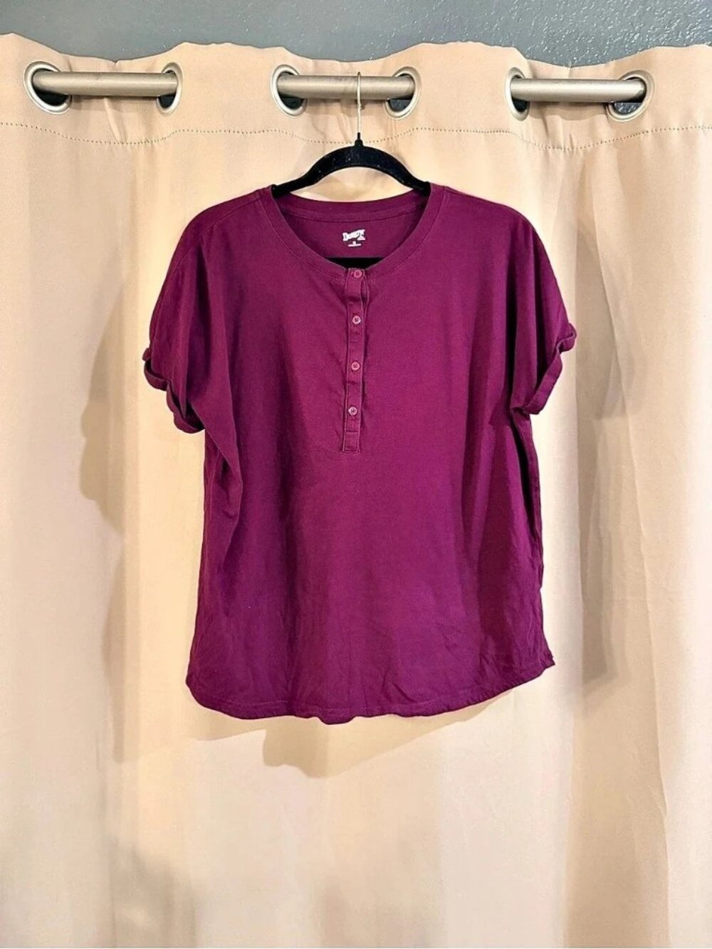 Duluth Cotton Short Sleeve Henley in Purple Size Medium